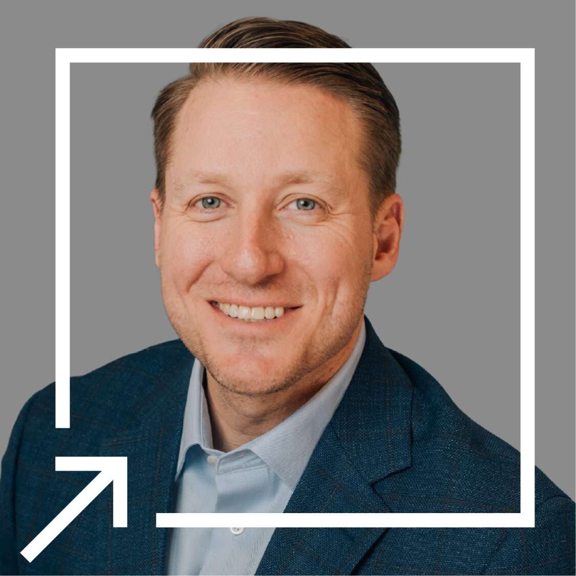 Chris Farr headshot