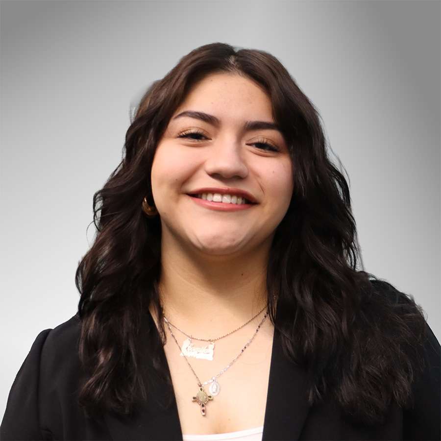 Camila Garcia headshot